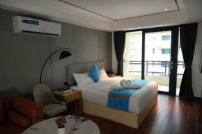 Golden Seagulls Hotel